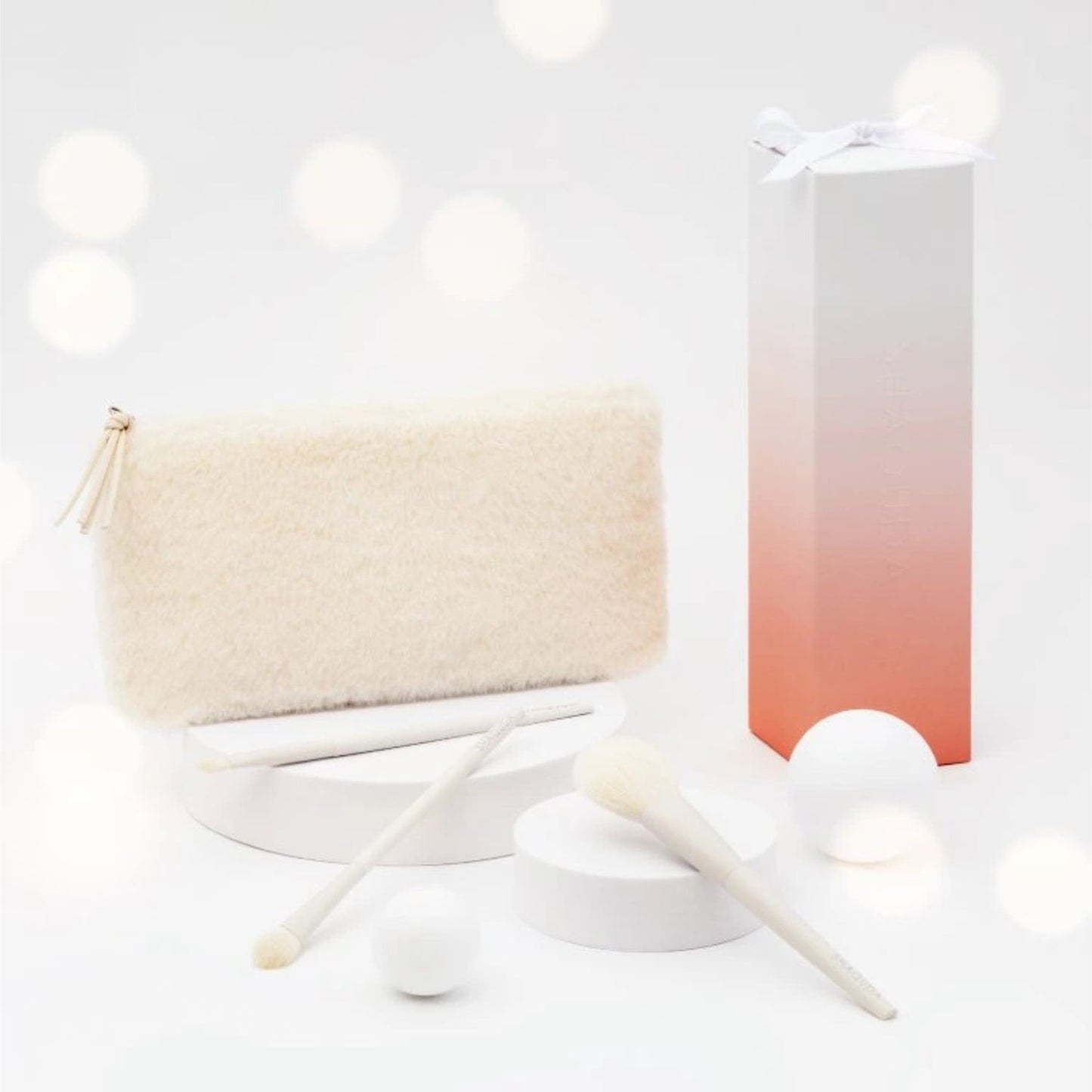 SHAQUDA Powder White Brush set - B2B