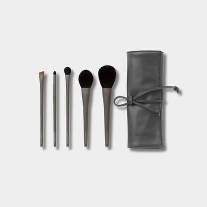 OWN 3 Brushes & Makeup Brush case - B2B