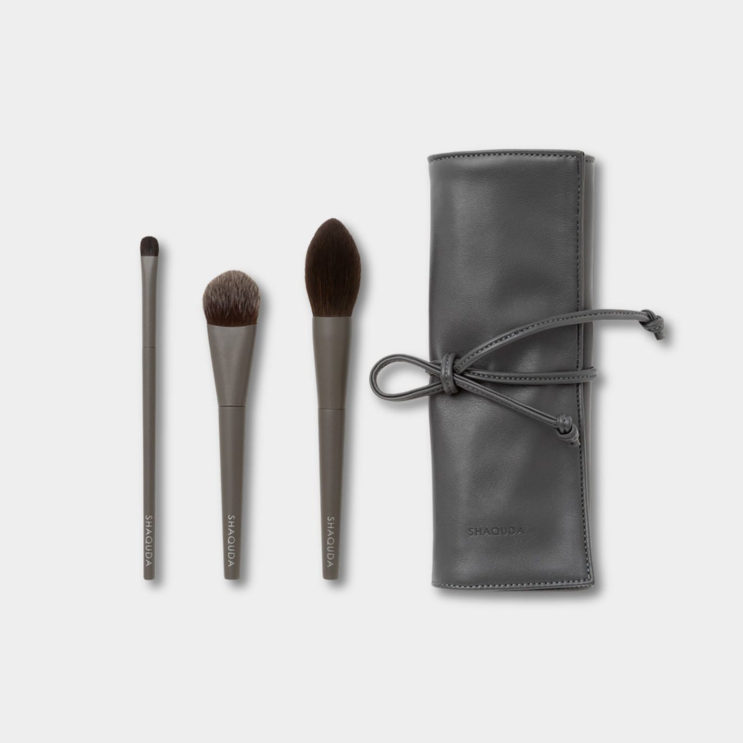 OWN 3 Brushes & Makeup Brush case