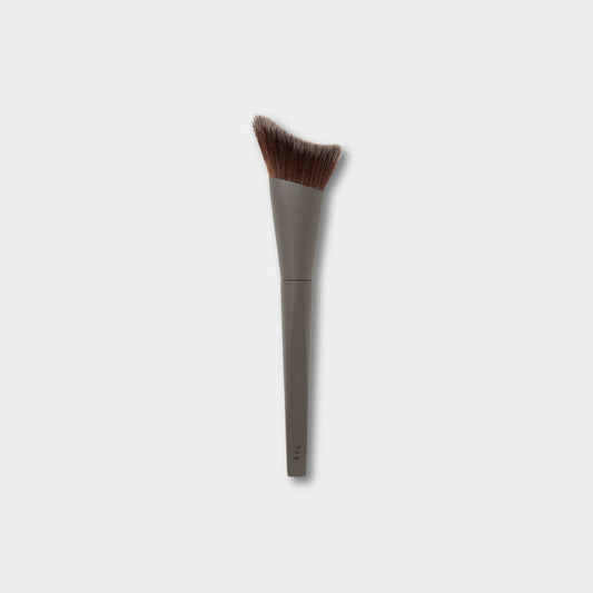 OWN 714 Smoothing foundation Brush
